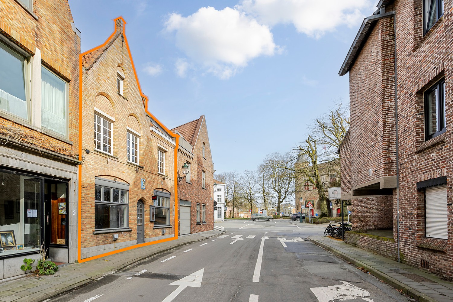 TE RENOVEREN café met woonst vlakbij de GENTPOORT en de VESTEN! - foto 2