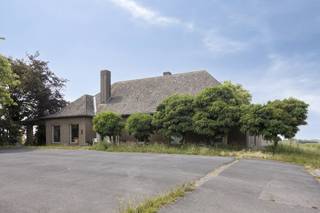 Grande et spacieuse maison à vendre à Gits avec de belles vues sur un terrain. La maison est très spacieuse et dispose de 312 m² de...