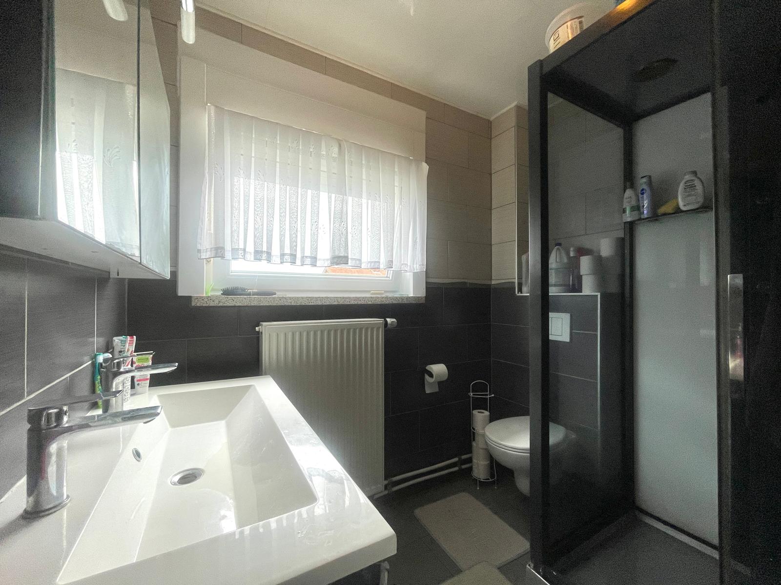 Harelbeke - Woning met 3 slaapkamers te huur - foto 5