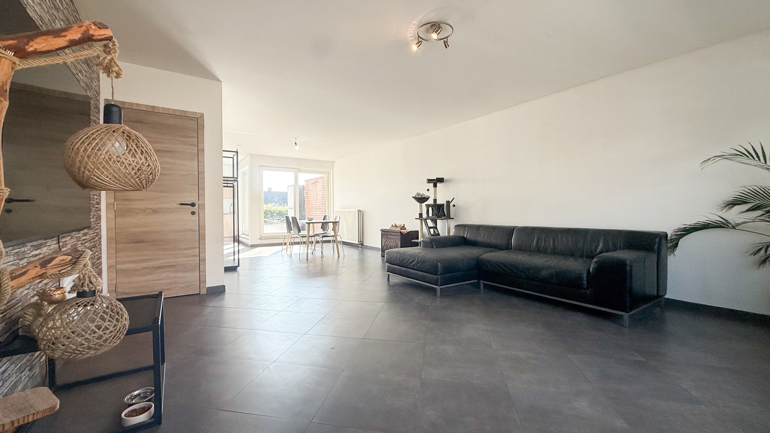 Duplex van 127m² met 2 slpks, terras en EPC-label B! - foto 4