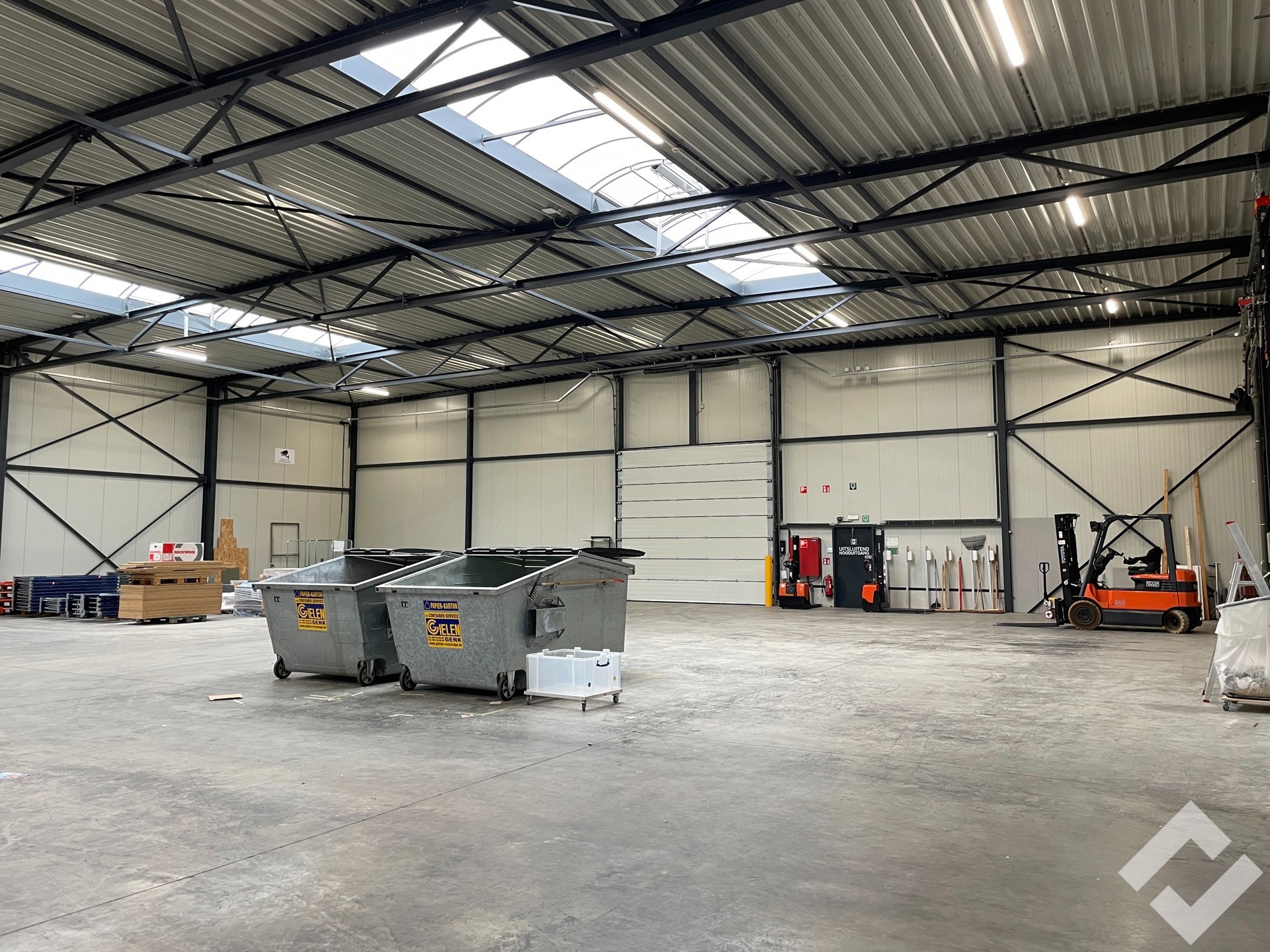 Magazijn (1.394m2) te huur in industriezone Driehoek in Balen! - foto 5