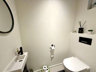 Deze instapklare woning bevindt zich in een aangename, kindvriendelijke wijk en biedt alle hedendaags comfort.Op het gelijkvloers vindt u een...