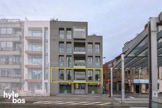 Riant appartement gelegen op toplocatie in het centrum van de stad met zicht op de (toekomstig vernieuwde) Grote Markt van Sint-Niklaas...