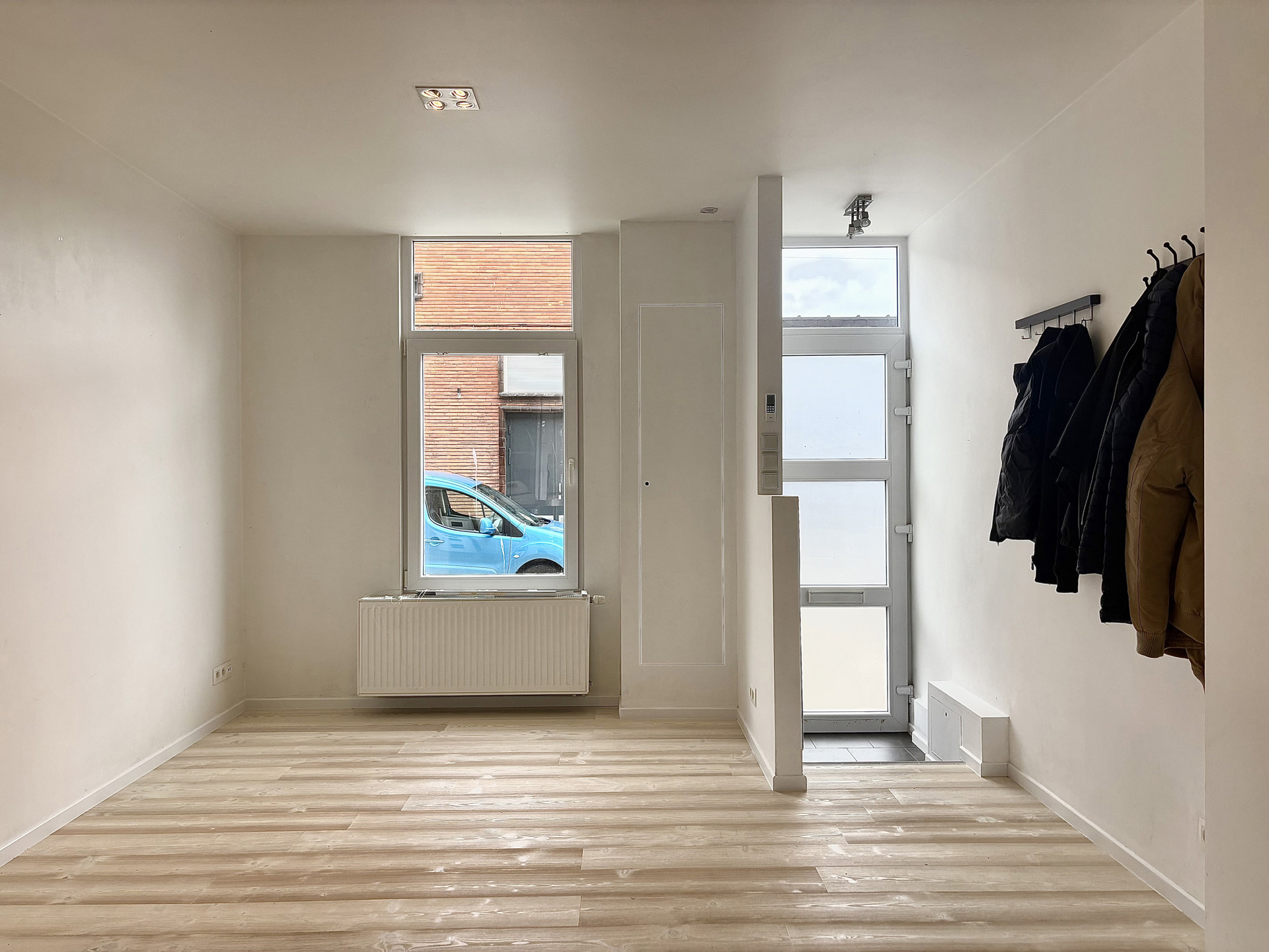 Charmante woning met 3 slaapkamers en zonnige koer! - foto 5