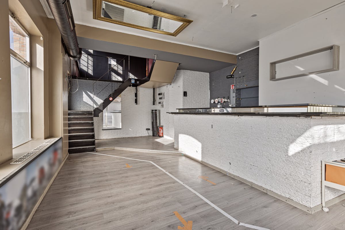 Handelspand te koop in het centrum Ieper - foto 3