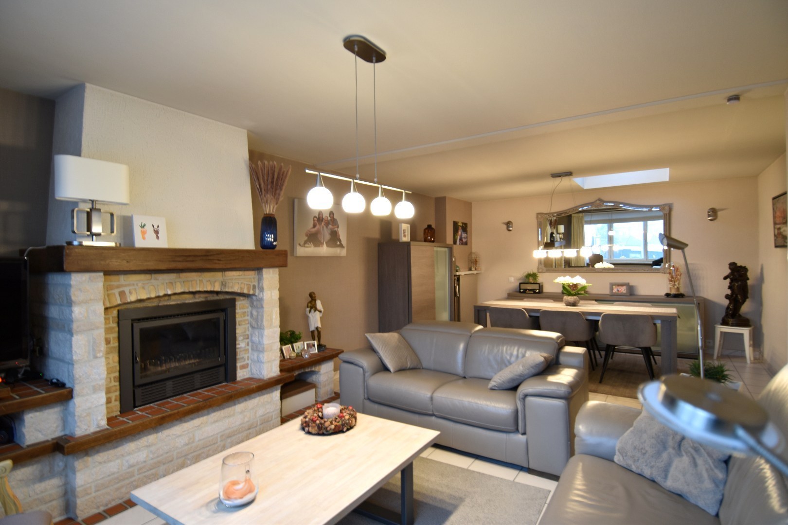 Dubbele opslagruimte (466 m²) met telkens een bovenliggend woongedeelte te koop in Kuurne - foto 5