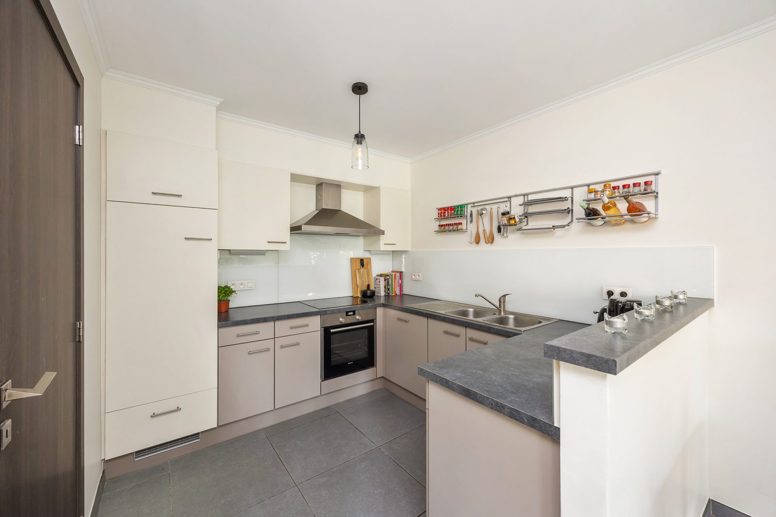 Appartement te koop in Berchem - foto 3