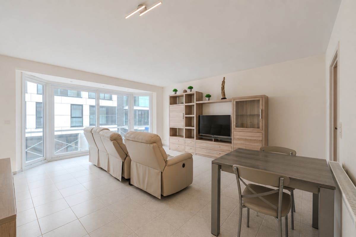Instapklaar appartement met twee slaapkamers en terras - foto 2