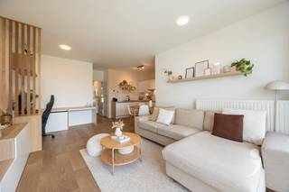 Ontdek dit bijzonder kwalitatief afgewerkt 1-slaapkamerappartement, gelegen in de recente residentie Roots te Herent. Dit prachtig...