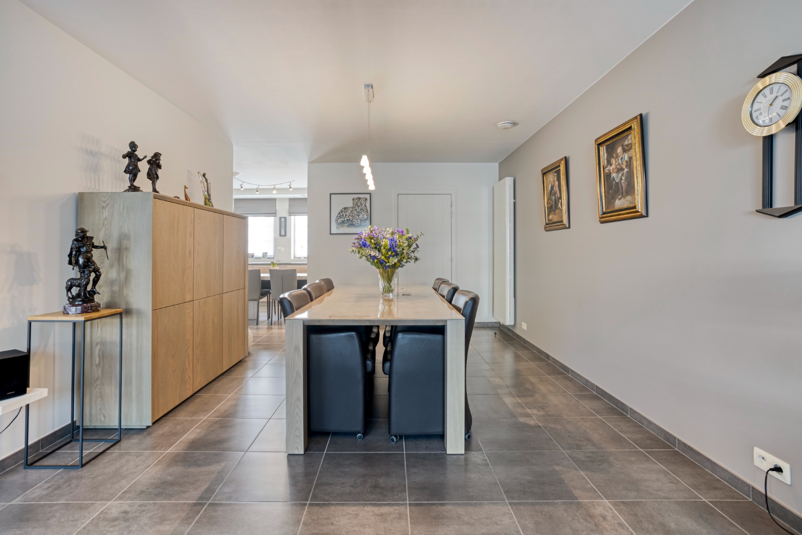 Prachtige instapklare woning in hartje van Staden (zeer ruim) - foto 5
