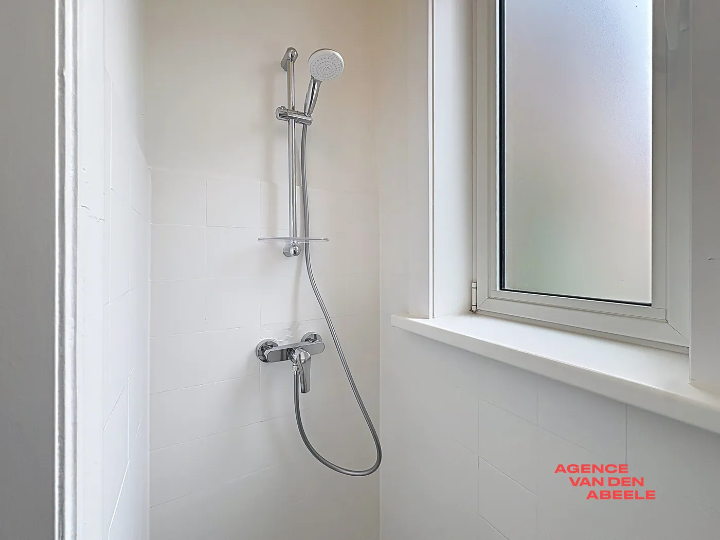Charming 1-Bedroom Apartment in Bruges - photo 4