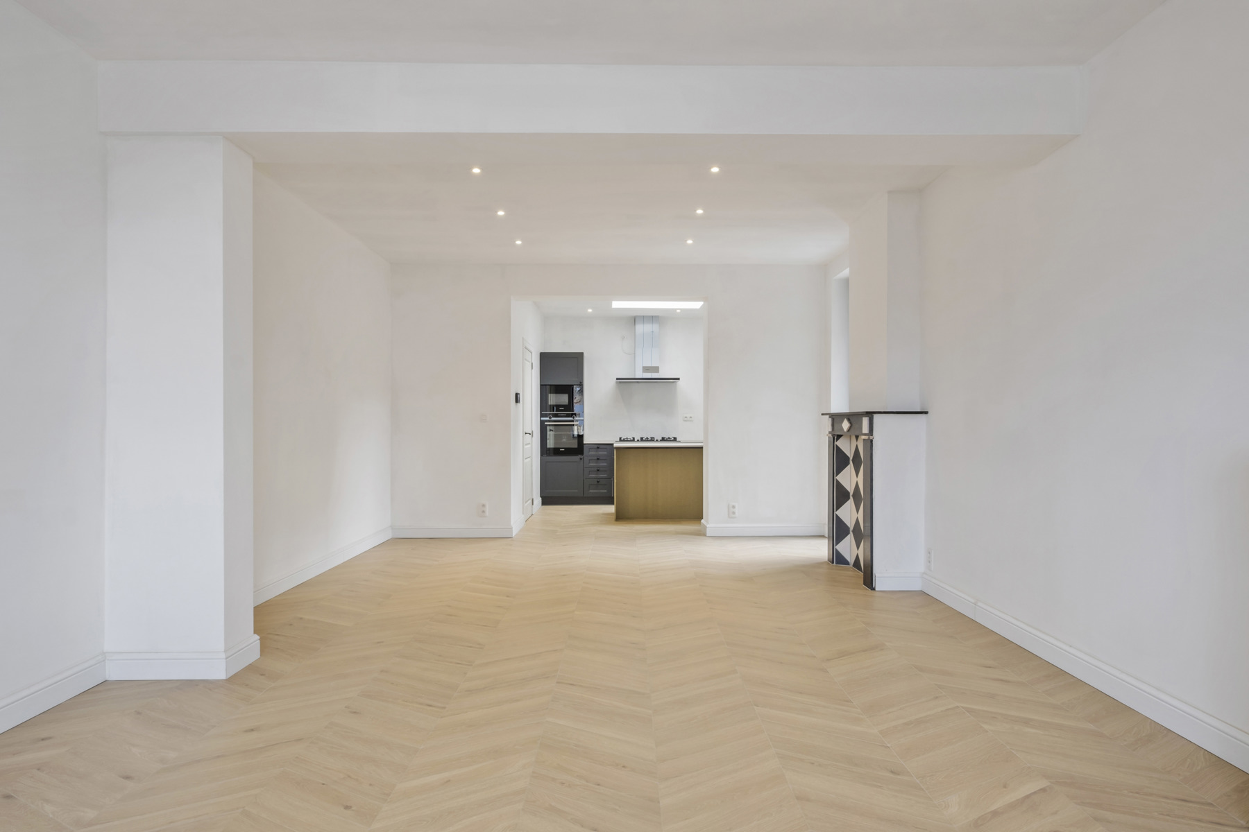 Charmante, volledig gerenoveerde woning - foto 3