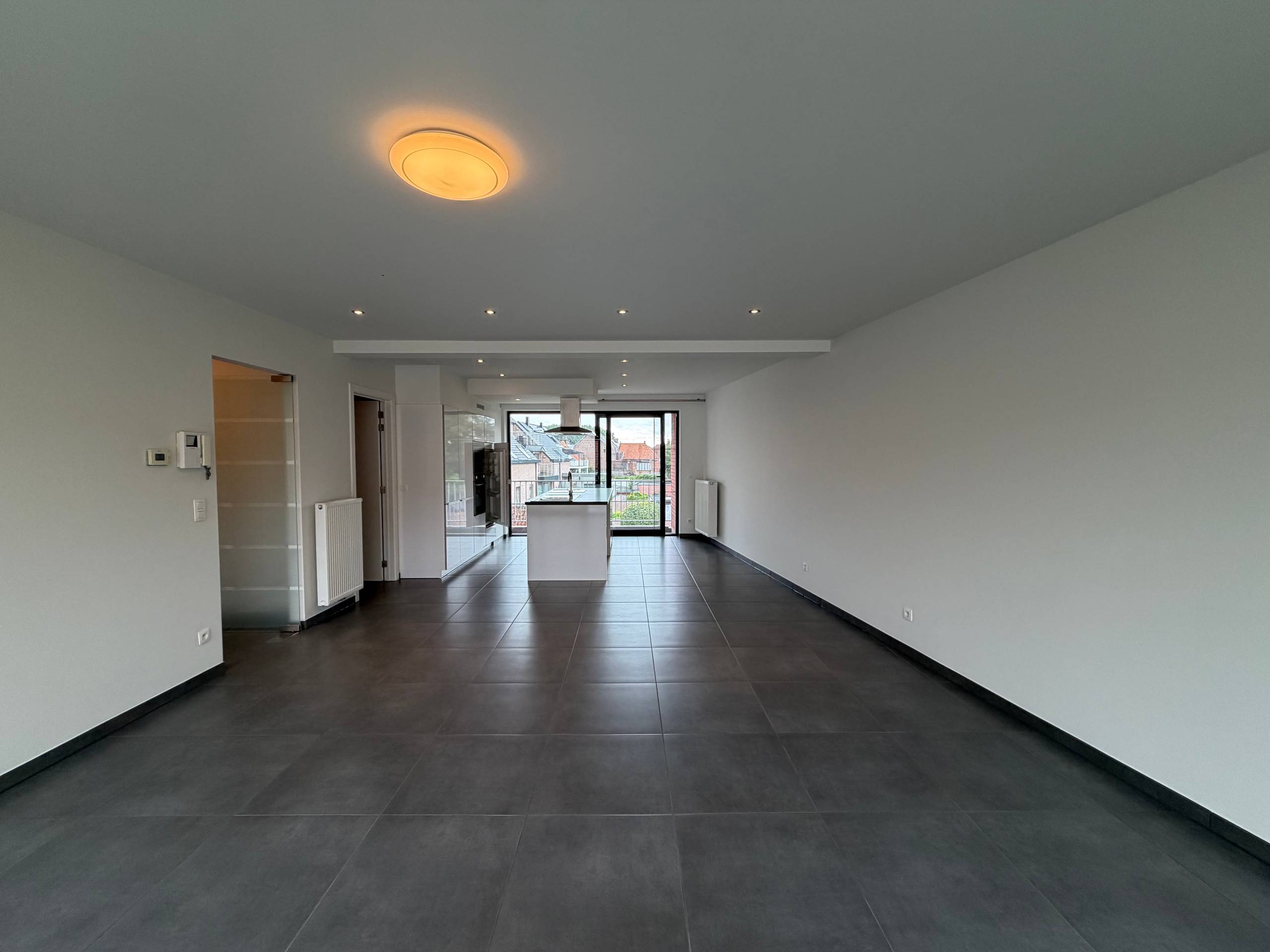 Instapklaar appartement met 2 slaapkamers en terras - foto 4