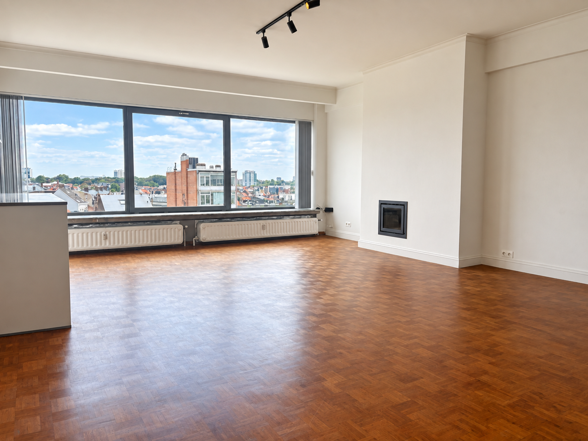 2-slpk app met houtkachel en panoramisch zicht op het Zuid - foto 3