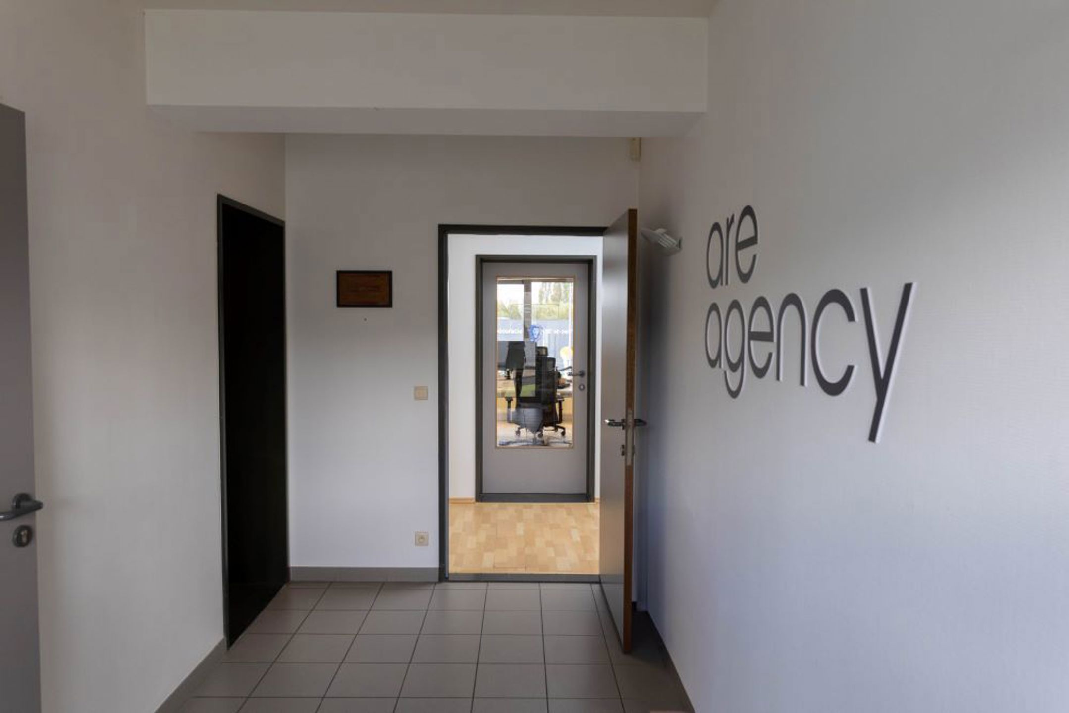 Kantoor te huur op de 1ste verdieping - foto 5