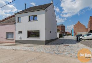 ZONNEGEM - Instapklare gezinswoning met zonneterras en garageInschrijven voor het geplande bezoekmoment kan via de website =>...