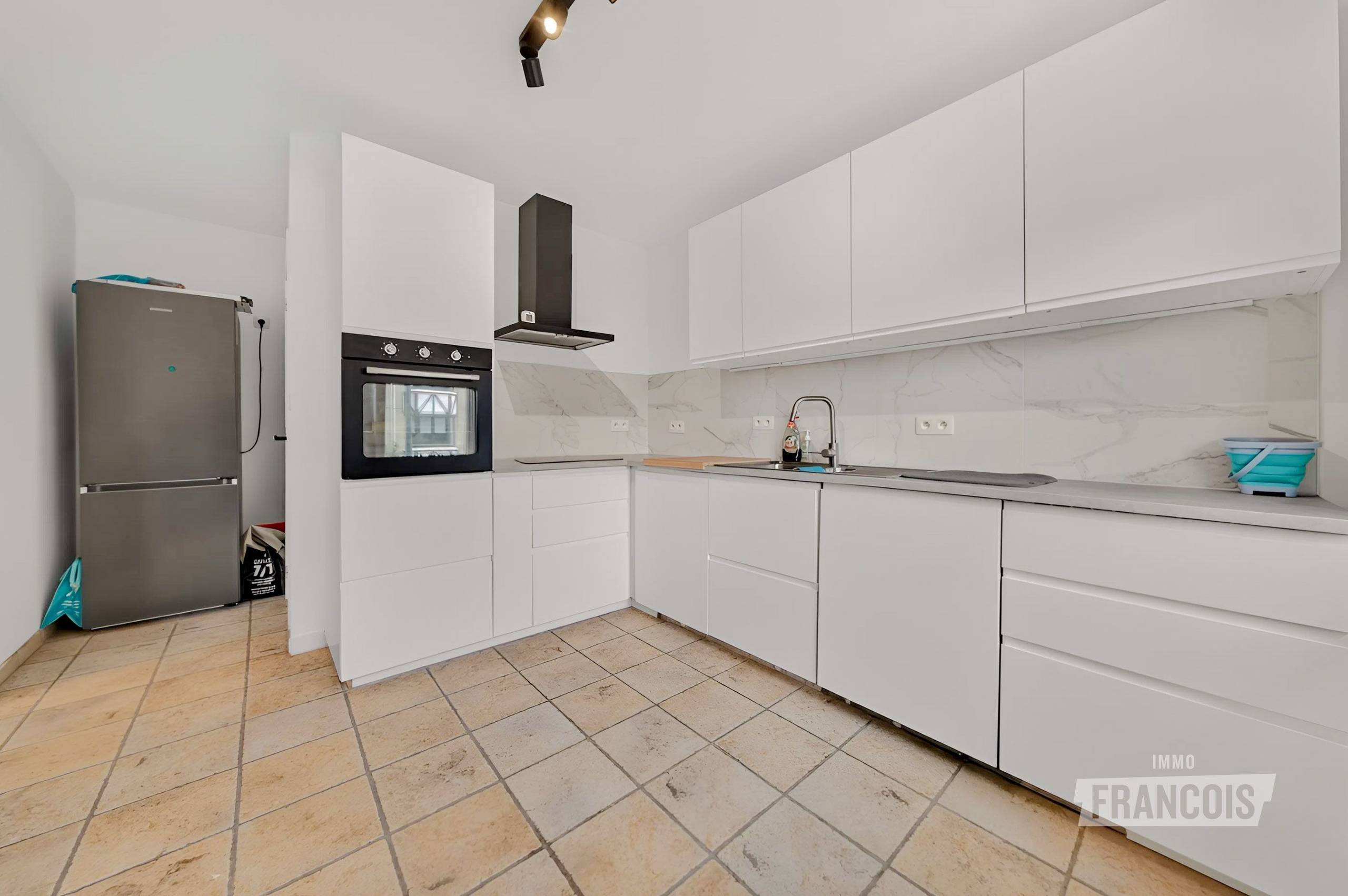 Ruim en energiezuinig appartement met 4 slaapkamers, garage en tuin in De Haan - foto 4