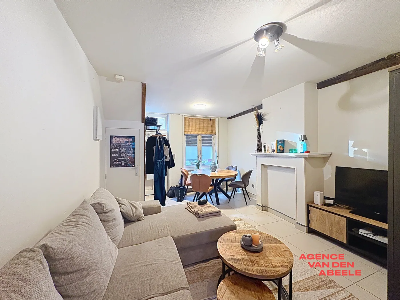 Charmante woning met 2 slaapkamers en koer - foto 4