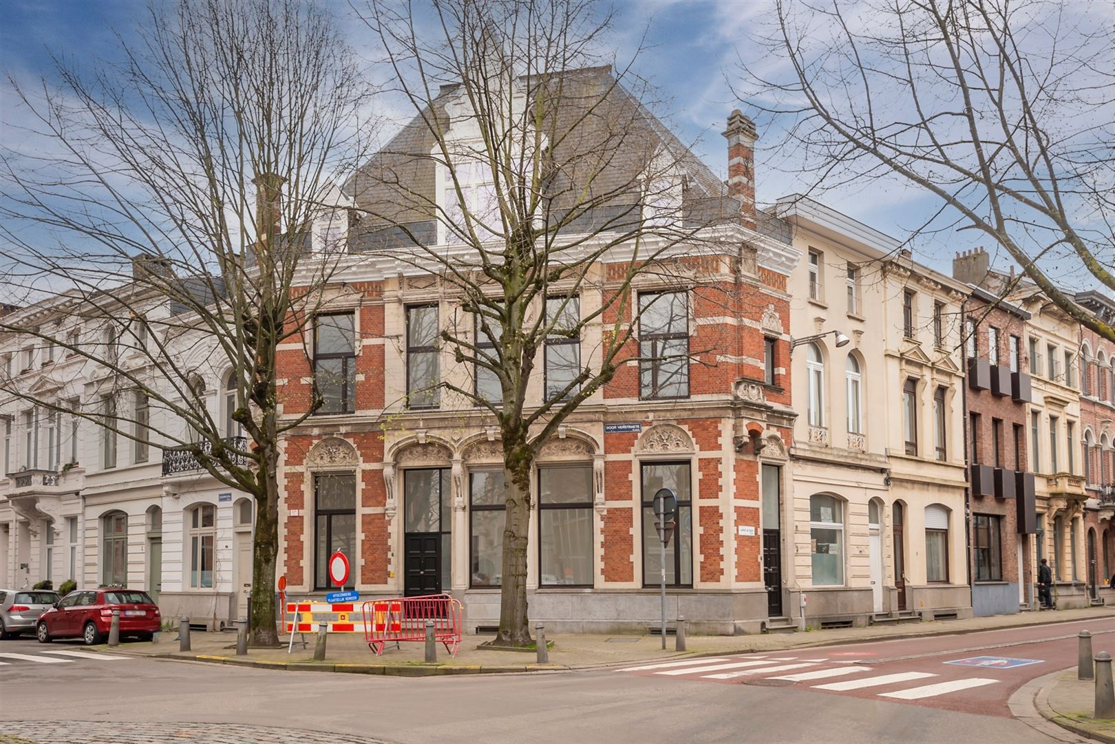 Majestueus burgerhuis met studio - foto 2