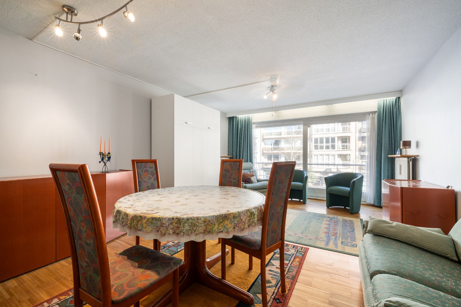 Spacieux studio avec terrasse - photo 5