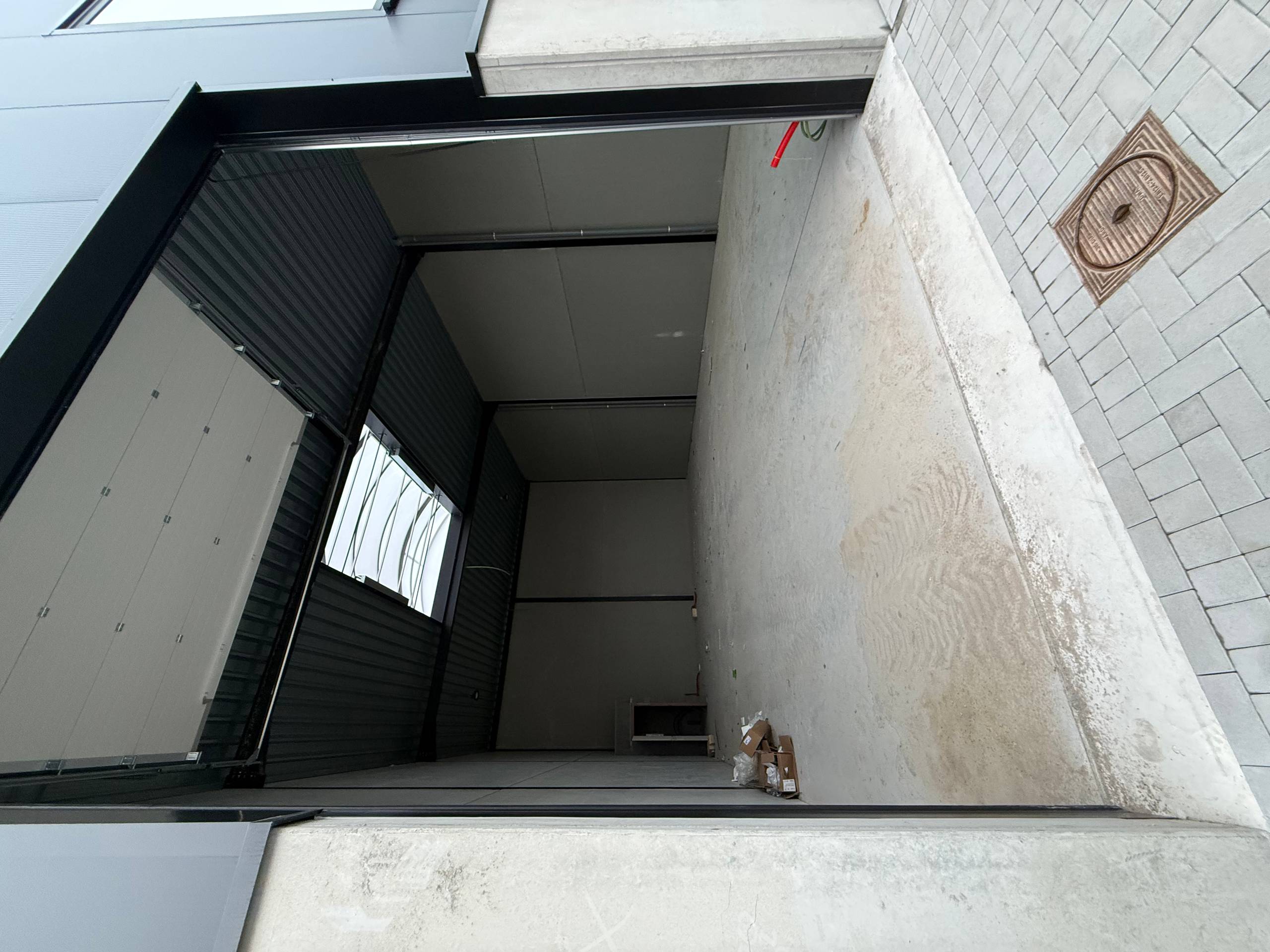 Commercial for rent in Ypres - photo 5