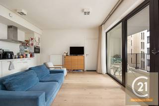 In het bruisende centrum van Brussel, op wandelafstand van de Koninklijke Sint-Hubertusgalerijen, de Muntschouwburg, de Grote Markt en de...