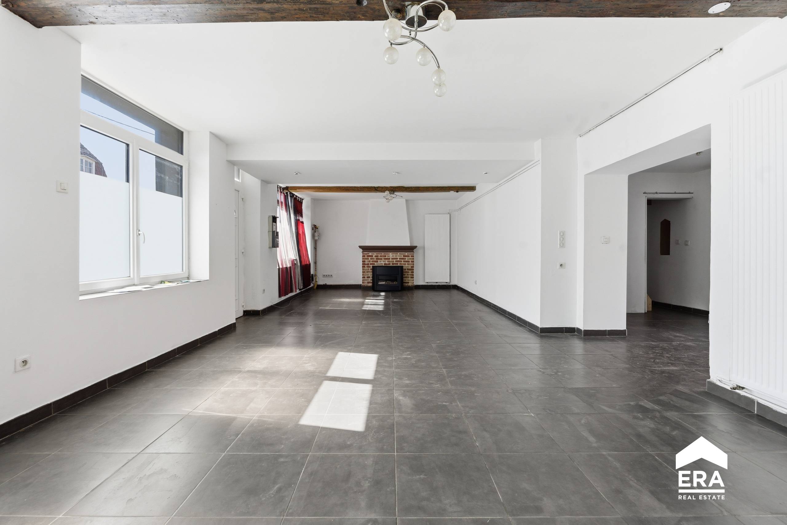 🏡 TE KOOP: Praktische woning met tuin en 3 slaapkamers - foto 5