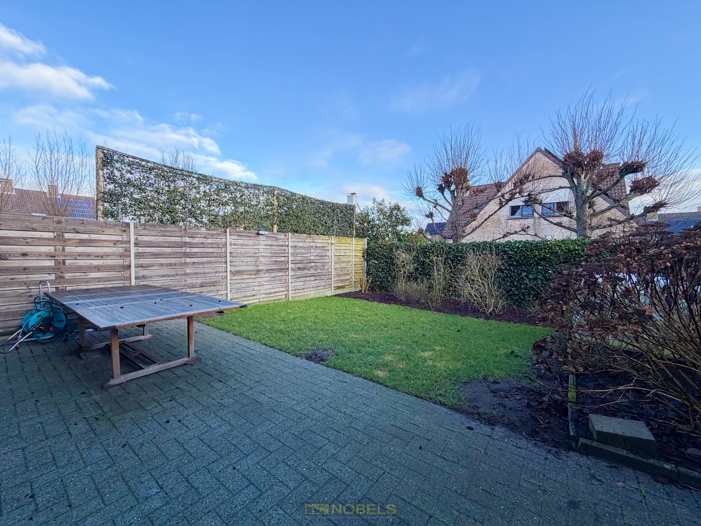 Te koop, Instapklare gezinswoning met garage en tuin op gunstige ligging te Kruishoutem! - foto 3