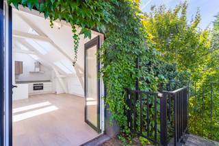 Appartement fini avec goût dans la réalisation « Rijkswachtkazerne », un site unique où l’authenticité de ce bâtiment historique se marie à...