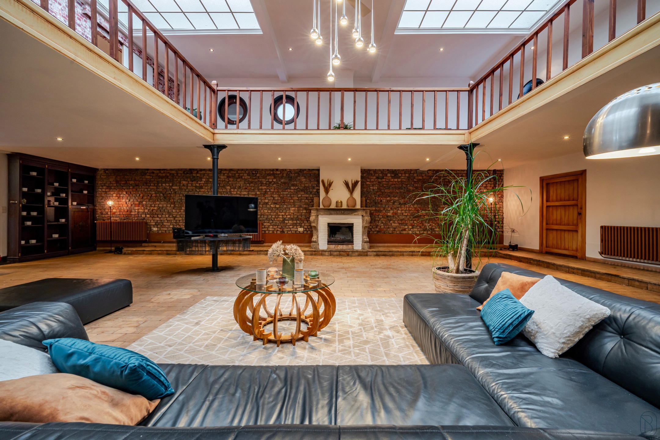 Gerenoveerde voormalige textielfabriek (loft + atelier) - foto 2