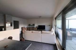 INDELING1STE VERDIEPINGInkomhal, woonkamer met volledig uitgeruste open keuken voorzien van de volgende toestellen nl. kookplaat, afzuigkap,...