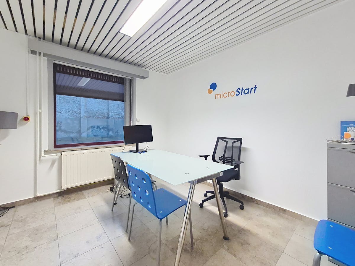 Office (202 m²) for rent near the lively Dok Noord - photo 3