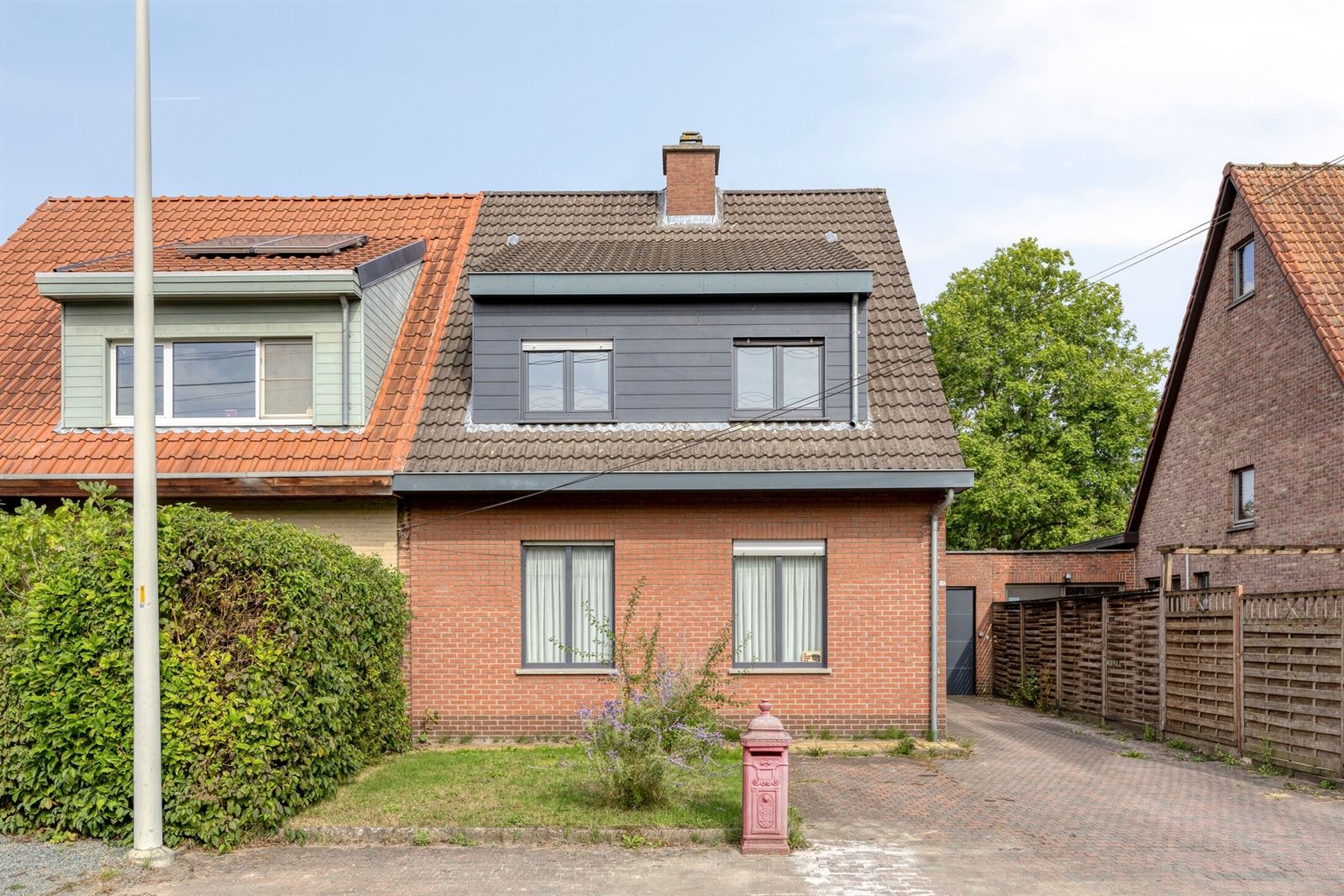 Karaktervolle HOB met 4 slaapkamers, tuin en garage - foto 1
