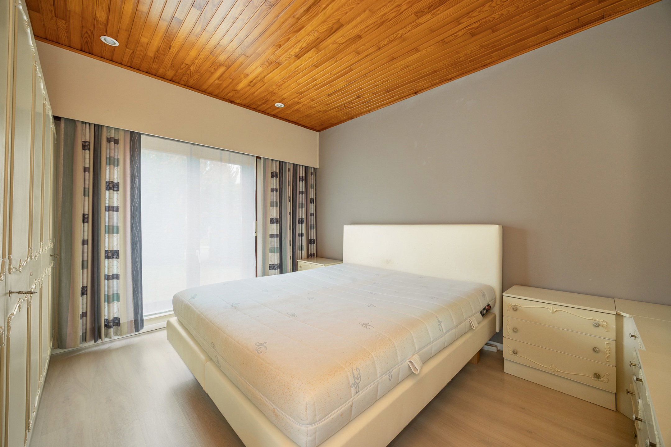 Gelijkvloerse woning met tuin kortbij het centrum van Geel - foto 4
