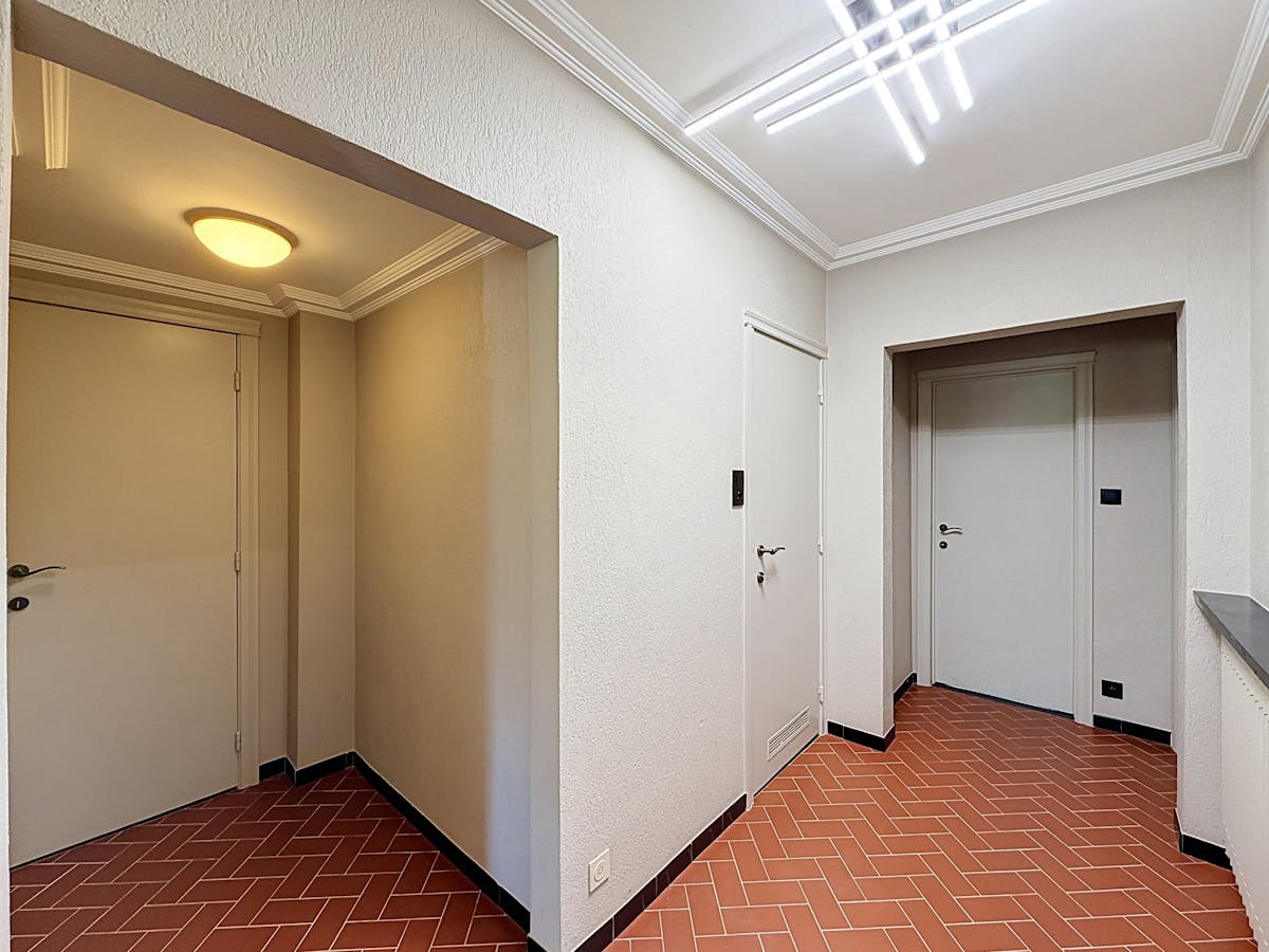 Appartement récemment rénové à louer dans le centre d'Ypres - photo 5