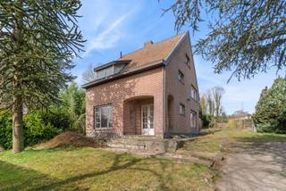 Pour une visite, appelez le 0470/ 79 24 20 ou envoyez un courriel à saimen@cornelis-partners.be.Vous cherchez un projet de rénovation avec du...