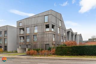 Op een toplocatie in Duffel vinden we dit energievriendelijk duplex-appartement met 3 slaapkamers.  U bevindt zich hier op wandelafstand van...