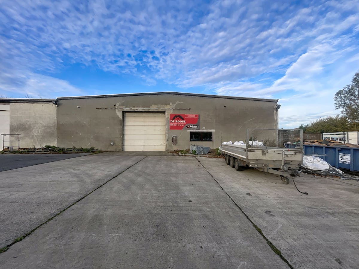 Magazijn (1.571 m²) te huur in Zomergem - foto 1
