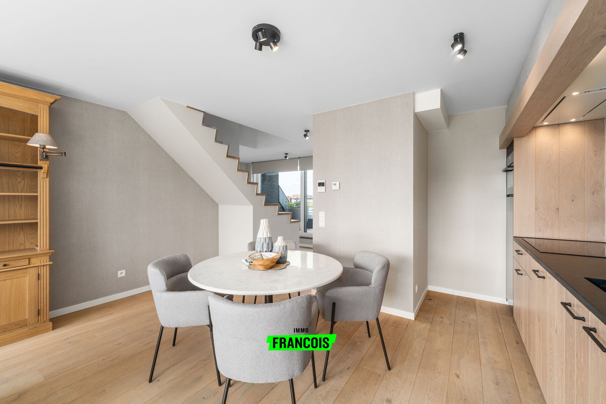 Luxueuze penthouse in Blankenberge met hoogwaardige afwerking en drie terrassen - foto 5