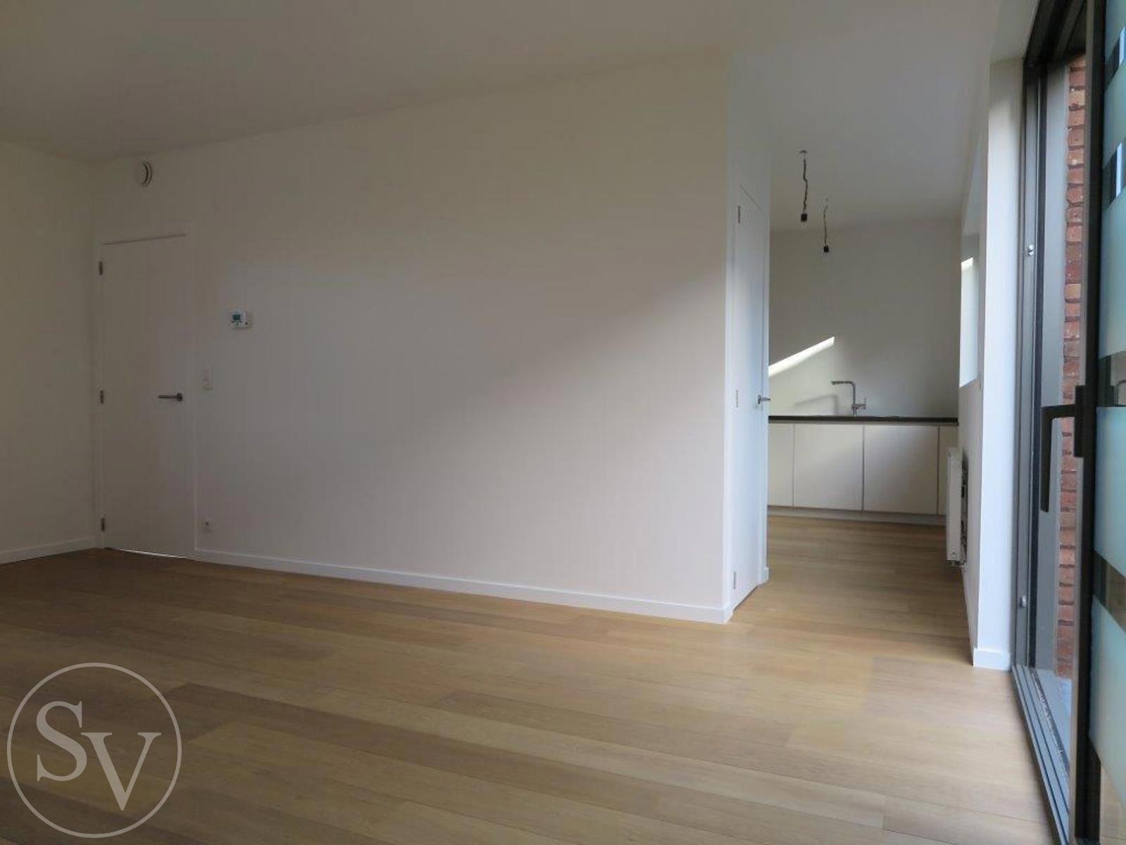 Woning, 3 slaapkamers en tuin. - foto 5