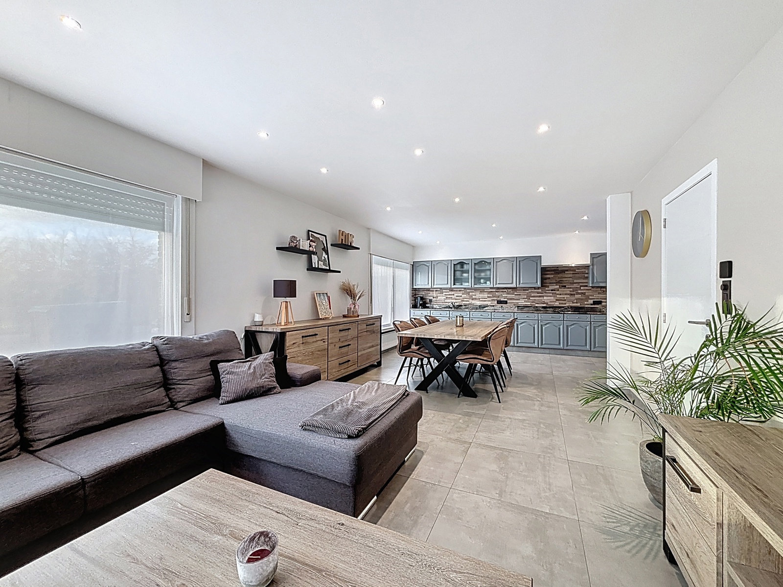 Gunstig gelegen halfopen woning met 3 slpk en dressing - foto 4