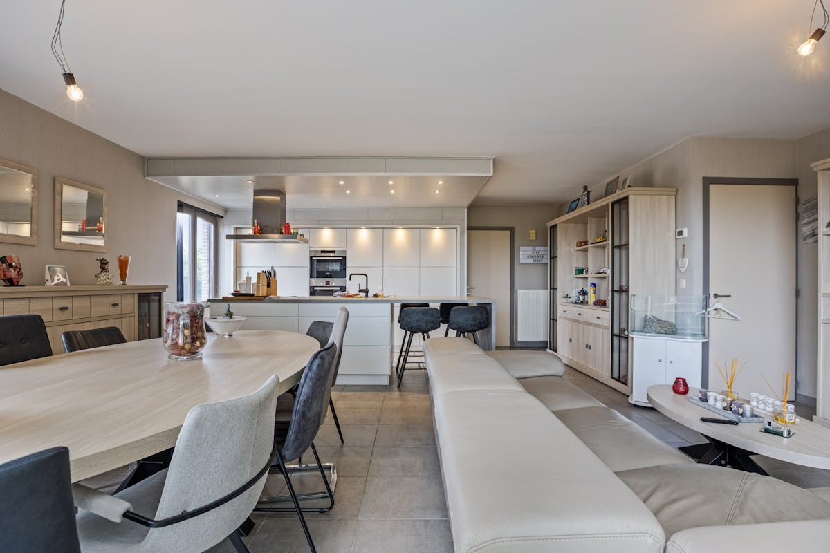 bâtiment mitoyen de 3 chambres sur un terrain spacieux à Gits ! - photo 1