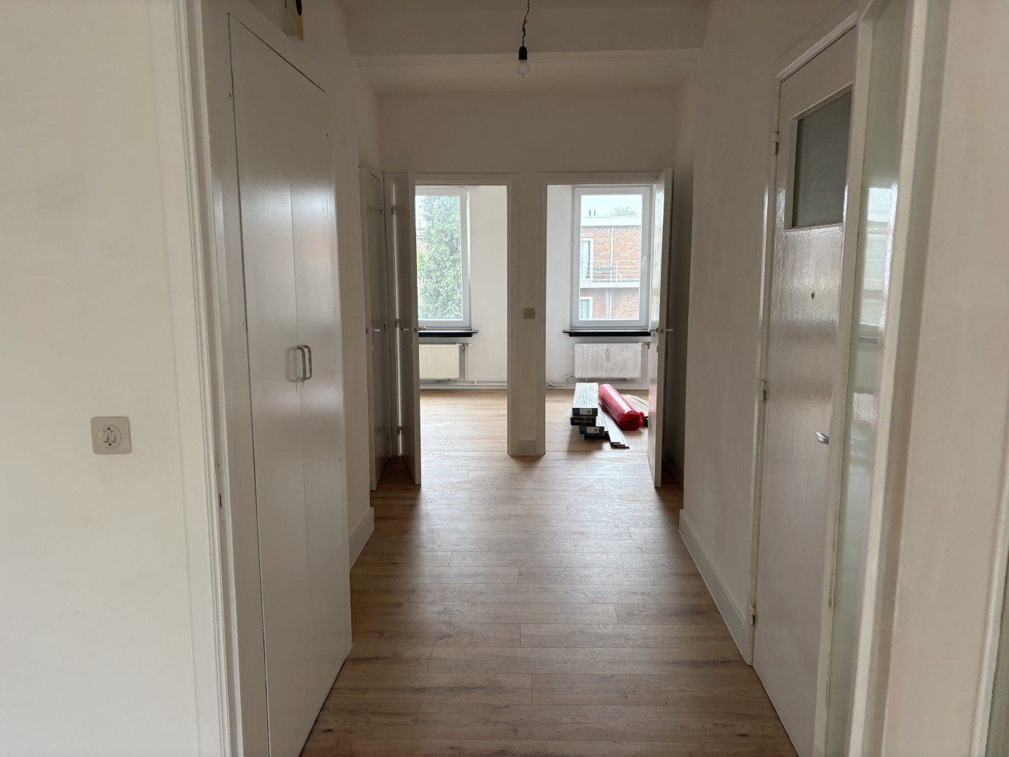 Appartement met één slaapkamer en bureau - foto 5