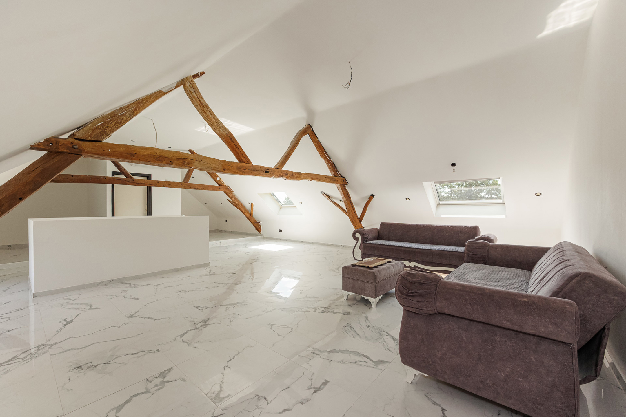 Woning met 7 slaapkamers op een perceel van 502 m². - foto 4