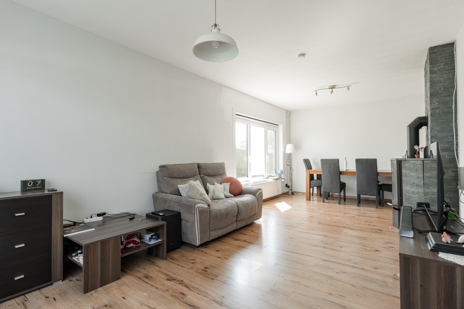 Instapklare, lichtrijke woning op toplocatie in Overpelt - foto 4