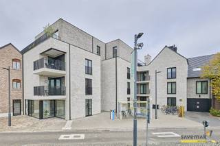 Ondergrondse autostaanplaatsen in residentie Bascule. Gelegen net buiten Peer-centrum en op wandelafstand van winkels.   Contacteer ons voor meer...