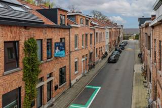 Instapklare, totaal gerenoveerde woning op toplocatie in Kessel-Lo (Leuven)Stijlvol wonen met zicht op groenBent u op zoek naar een instapklare...