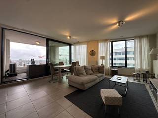 Appartement meublé avec vue imprenable sur la ville au 9ème étageCet appartement lumineux et spacieux fait partie du nouveau projet Kievit II. Depuis...