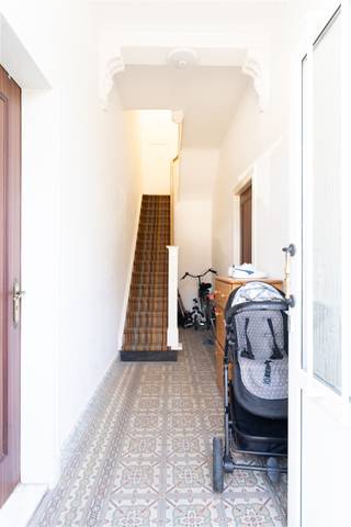 <p>Income property with possibilities in Merksem</p><p>In the Gagelveldenstraat 52 in Merksem you will find this very interesting yield property with numerous possibilities for the smart investor.<br />Hidden behind the wide frontage are three bright and spacious apartments, supplemented by a rear warehouse of no less than 140 m². Thanks to the generous surfaces and pleasant light, the apartments breathe space and potential.</p><p>Layout:<br />Ground floor apartment of approx. 85 sqm<br />First floor approx. 90 sqm<br />Second floor approx. 80 sqm<br />Rearing warehouse/storage space approx. 140 sqm (GLV + floor)</p><p>The units are in need of renovation/refurbishment, which offers you the unique opportunity to modernize this property completely according to your own vision and significantly optimize the yield.</p><p>The combination of three full residential units and a spacious warehouse makes this property extremely suitable for:<br />- Investment with strong rental potential<br />- Combination of living and working<br />- Redevelopment with added value creation</p><p>Located in an easily accessible area of Merksem, with stores, schools, public transport and major roads in the immediate vicinity.<br />A property with character, volume and potential.</p><p>Interested in this opportunity? Contact us today for more information or a site visit: info@markasa.be or 03/827.72.92.</p>