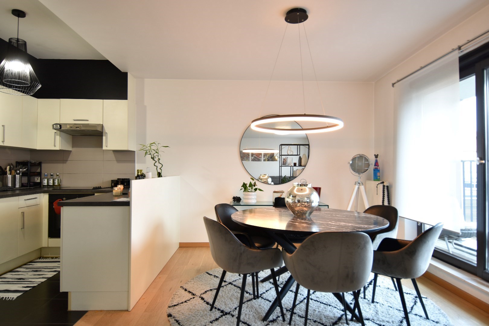 Apartment for sale in Schaerbeek with 3 bedrooms - photo 4